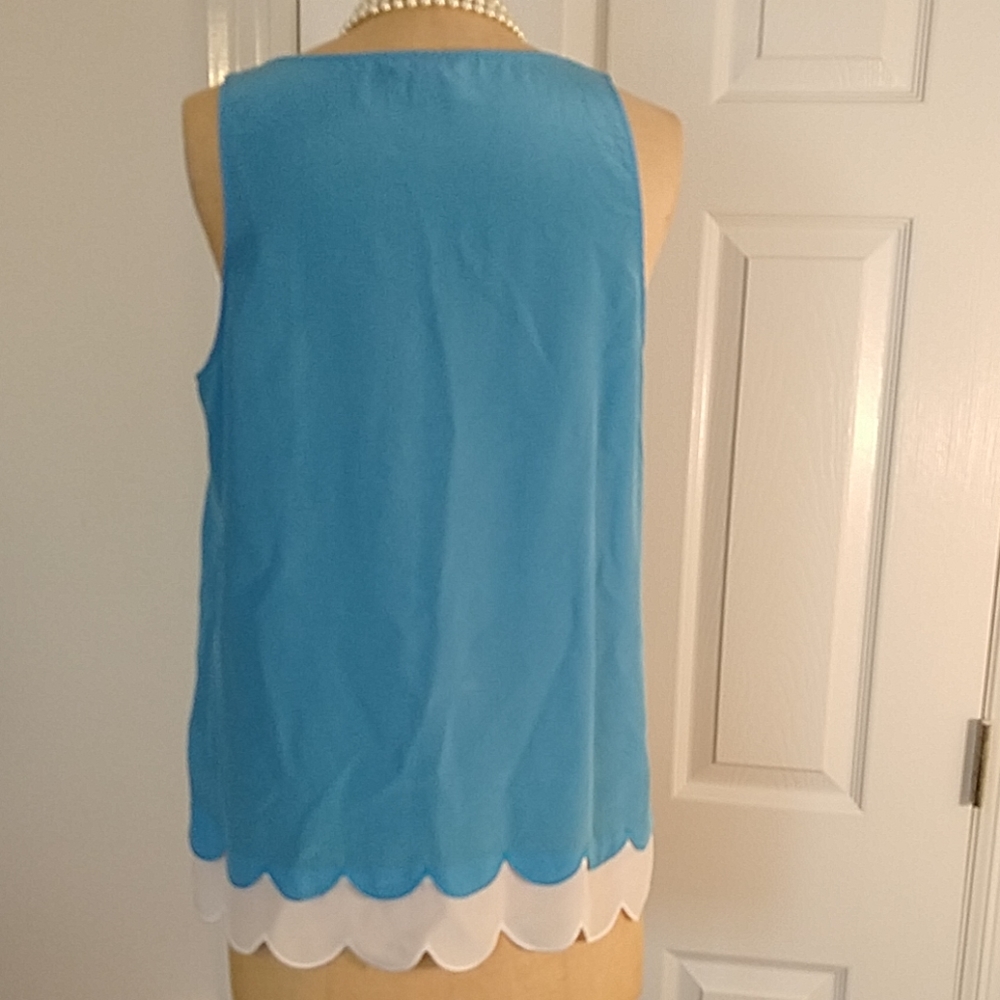 Lilly Pulitzer Carlina Shell - Picture 2 of 4